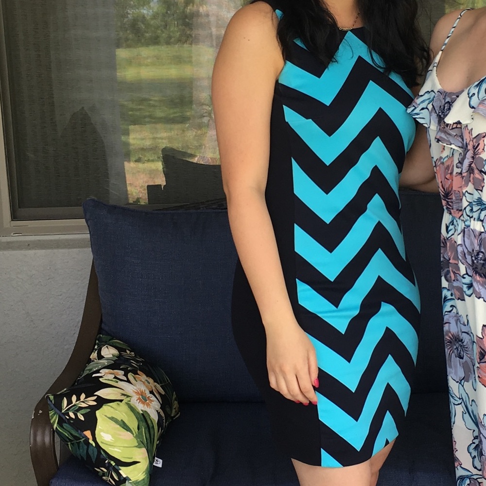 Michael Kors navy/turquoise chevron dress!